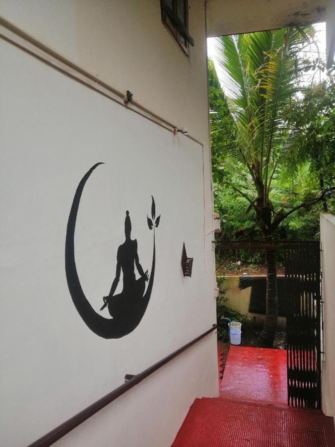Hôtel Blue Waves Beach Residency à Varkala Extérieur photo