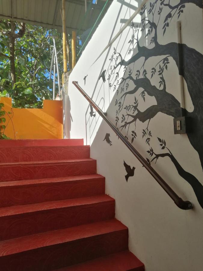 Hôtel Blue Waves Beach Residency à Varkala Extérieur photo