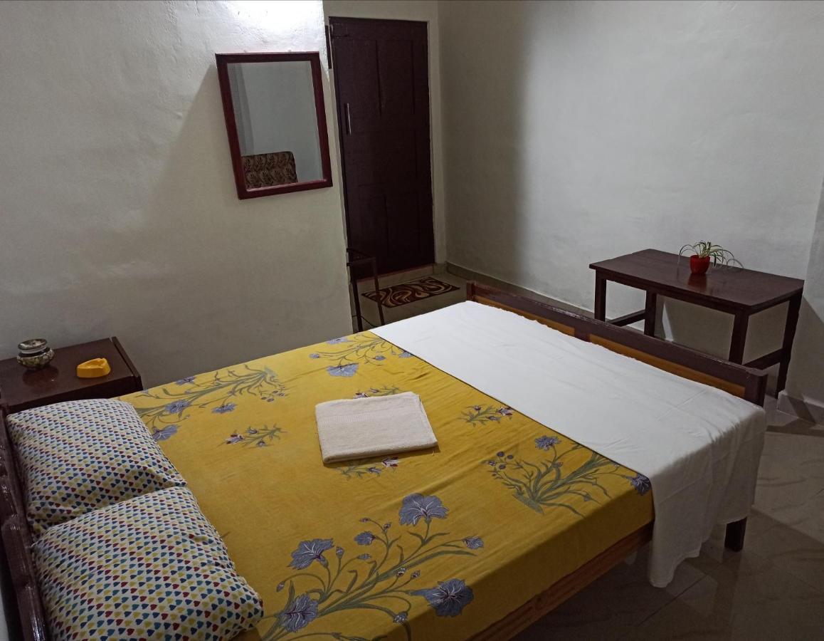 Hôtel Blue Waves Beach Residency à Varkala Extérieur photo