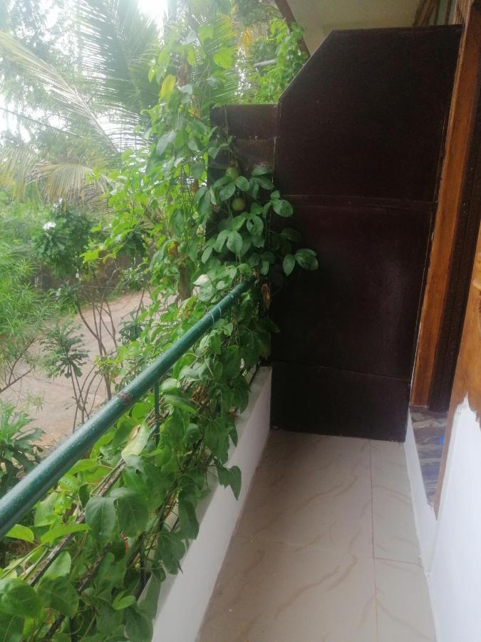 Hôtel Blue Waves Beach Residency à Varkala Extérieur photo