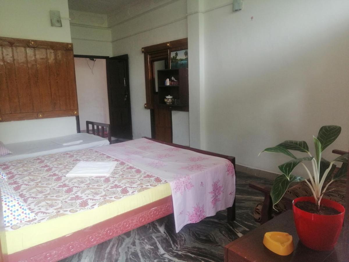 Hôtel Blue Waves Beach Residency à Varkala Extérieur photo
